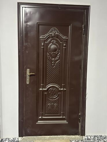 şeyf qapi: Seyf qapi
165azn
Nizami m 7299 leli