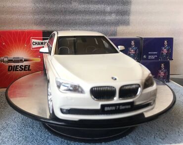 Avtomobil modelləri: BMW, 2011 il, 1:18, Dəmir, Ödənişli çatdırılma — 14