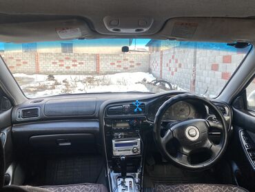 машина бузук: Subaru Legacy: 2000 г., 2 л, Автомат, Бензин, Седан