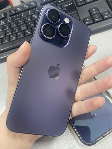 Apple iPhone: IPhone 14 Pro, Б/у, 256 ГБ, Deep Purple, Защитное стекло, Чехол, Коробка, 93 %