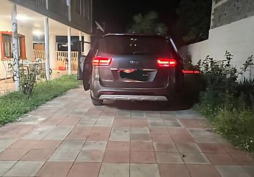 Kia: Kia Carnival . Salam hər vaxtınız xeyir olsun — 11
