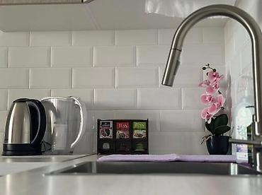 Посуточная аренда квартир: 1 комната, Душевая кабина, Постельное белье, Кондиционер — 9