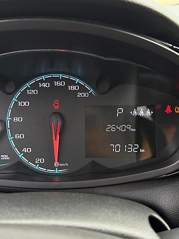 без дтп: Chevrolet Spark: 2021 г., 1 л, Автомат, Бензин, Хэтчбэк — 9