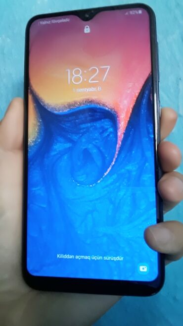 samsung a12 ikinci el fiyatları: Samsung A10e, 8 GB, rəng - Göy, İki sim kartlı, Sensor, Barmaq izi