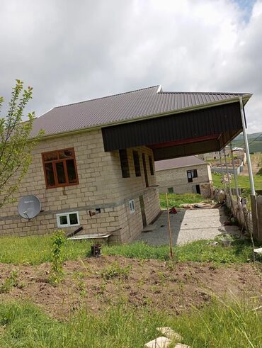 Həyət evləri və villaların satışı: 4 otaqlı, 8 kv. m, Orta təmir — 5