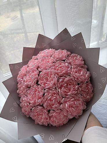 Букеты из атласной ленты: Букеты из атласных лент - Ручная сборка: каждая роза скручена из — 1