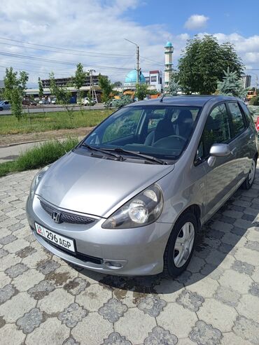 Honda: Honda Jazz: 2008 г., 1.5 л, Механика, Бензин, Хэтчбэк