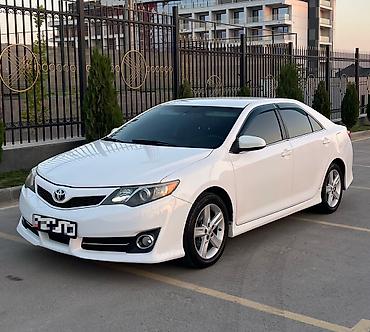 corolla 2018: Toyota Camry: 2013 г., 2.5 л, Автомат, Бензин, Седан — 2