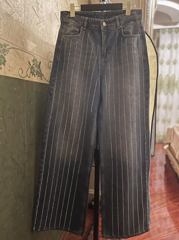 türk istehsalı qadın şalvarları: 30 Azn. Yenidir. Məhsul: Qadın denim şalvar - Model