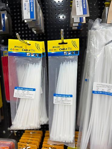 Bərkidici məhsullar: Naylon kabel bağları – ağ rəng, paketli. Məhsul xüsusiyyətləri: - — 1