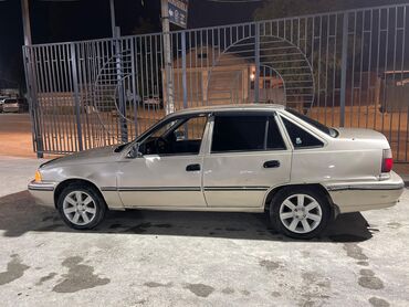 деу равон: Daewoo Nexia: 1.5 л, Механика, Бензин, Седан