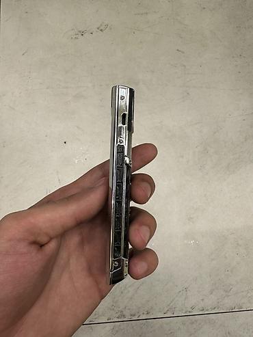 telefon akse: Vertu < 2 GB Memory Capacity, rəng - Qara, Düyməli — 3