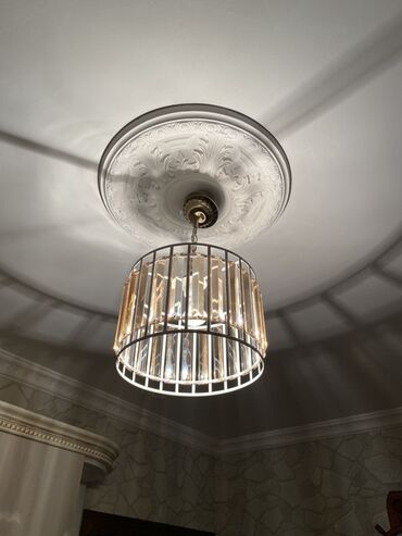 işıq genratoru: Çılçıraq, 1 lampa, Metal