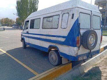 Mercedes-Benz: Mercedes-Benz : 1982 г., 2.4 л, Механика, Дизель, Фургон