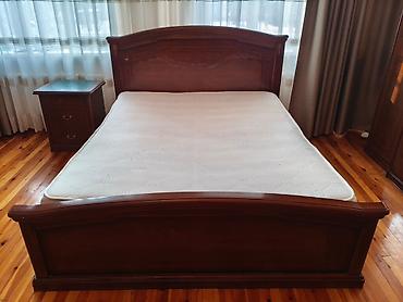 Спальные гарнитуры: Спальный гарнитур, Б/у, Двуспальная кровать, Дерево, цвет - Коричневый — 11