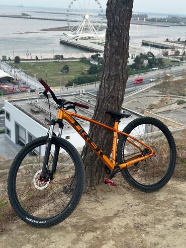 İdman velosipedləri: İşlənmiş Dağ velosipedi Trek, 29", sürətlərin sayı: 1, Ünvandan götürmə — 3