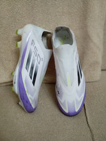 Əlcəklər: Butslar Adidas