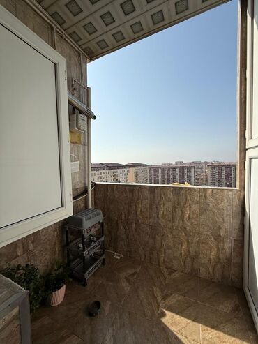 Sifarişlə qonaq dəstləri: Satılır: mənzilin geniş zalı və dəhlizi üçün nəzərdə tutulmuş daxili — 38