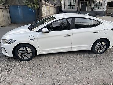 byd e6: Hyundai Ioniq: 2019 г., 1.6 л, Автомат, Гибрид, Седан — 2