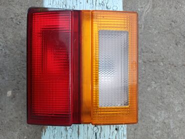 в3 пасат: Задний Audi Б/у, цвет - Красный, Оригинал
