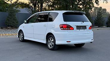 Toyota: Toyota Ipsum: 2002 г., 2.4 л, Автомат, Газ, Минивэн — 5