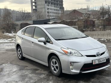 ниже рынка: Toyota Prius: 2014 г., 1.8 л, Автомат, Бензин, Седан