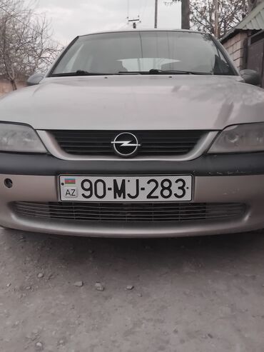 Opel: Opel Opel GT: 1.6 l | 1998 il 220 km