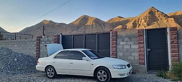 срочно авто продажа: Toyota Camry: 2001 г., 2.2 л, Автомат, Бензин, Седан — 1