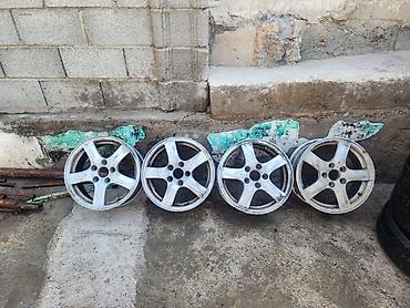 колпаки на хонду: Литые Диски R 16 Honda, Комплект, отверстий - 5, Б/у — 1