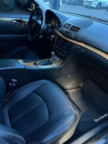 Mercedes-Benz: Mercedes-Benz E-Class: 2008 г., 3.5 л, Автомат, Бензин, Седан — 12