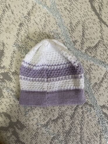 Другие детские вещи: Все по 200-300-400 сом шапочки трусики 100 сом есть еще вещи с 6 мес — 16