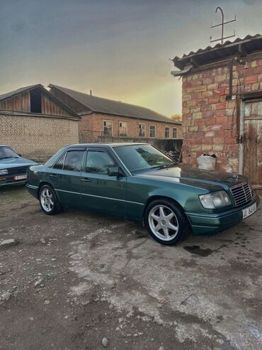 кредит машины: Mercedes-Benz W124: 1993 г., 2.2 л, Автомат, Газ, Седан