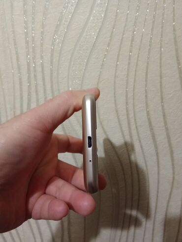 Samsung: Samsung Galaxy J1 2016, 8 GB, rəng - Qızılı, Sensor, İki sim kartlı -da lalafo.az — 7 Samsung: Samsung Galaxy J1 2016, 8 GB, rəng - Qızılı, Sensor, İki sim kartlı — 7