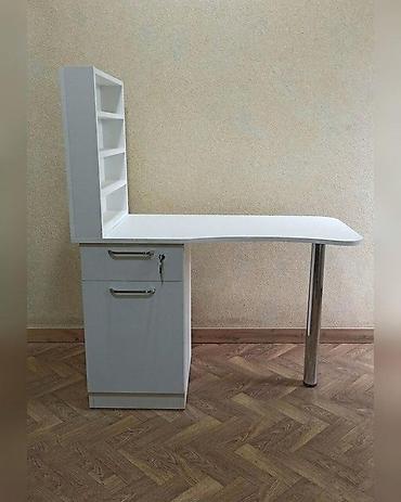 mebel ustasi: Düz masa, Siyirməli, Polkalı — 5
