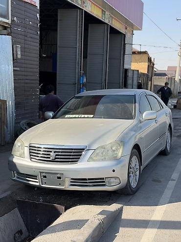 Toyota Crown: 2004 г., 3 л, Седан