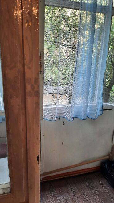 квартиры в районе 4 гор больницы: 2 комнаты, 42 м², 104 серия, 3 этаж, Старый ремонт