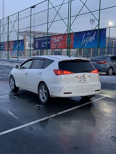 Toyota: Toyota Caldina: 2003 г., 2 л, Автомат, Бензин, Универсал at lalafo.kg — 4 Toyota: Toyota Caldina: 2003 г., 2 л, Автомат, Бензин, Универсал — 4