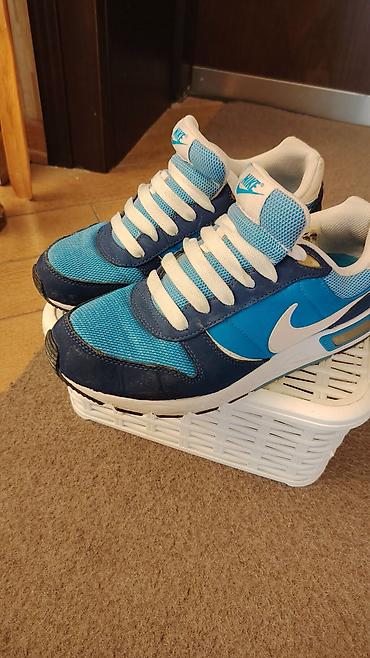 Kişi ayaqqabıları: Nike kişi idman ayaqqabısı – orijinaldır 
39 razmer — 3