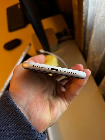 Apple iPhone: IPhone Xs, 64 GB — 9