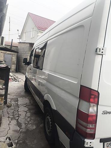 Другие детали салона: Mercedes-Benz — интерьер коммерческого фургона (серия Sprinter) — 10