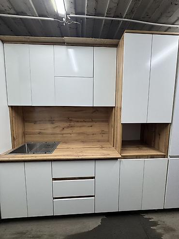 Кухонные гарнитуры: Кухонные гарнитуры — 1