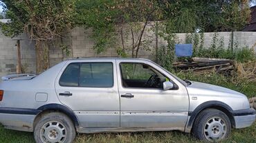 паасат универсал: Volkswagen Vento: 1993 г., 1.8 л, Седан