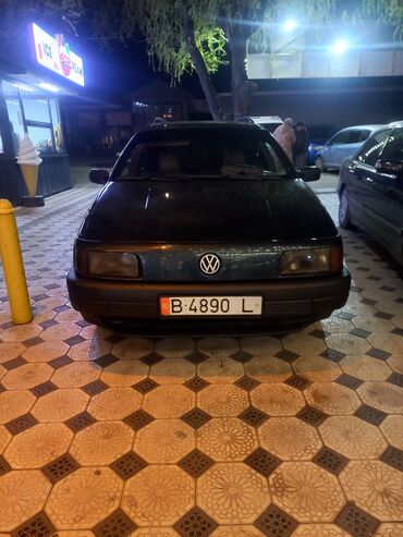 Volkswagen: Volkswagen Passat: 1993 г., 1.8 л, Механика, Бензин, Универсал