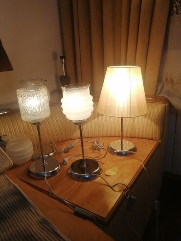 Stol lampaları: Fərqli şüşə plafonlarla gecə lampaları, bir dənəsi 10 azn. Həm — 9