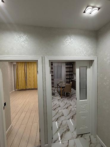 Продажа квартир: 1 комната, 37 м², 1 этаж — 8