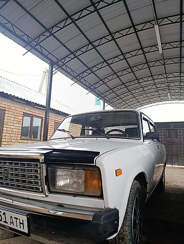 ВАЗ (ЛАДА): ВАЗ (ЛАДА) 2107: 2004 г., 1.6 л, Механика, Бензин, Седан — 2