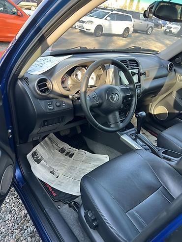 блок офф: Toyota RAV4: 2004 г., 2 л, Автомат, Бензин, Кроссовер — 7