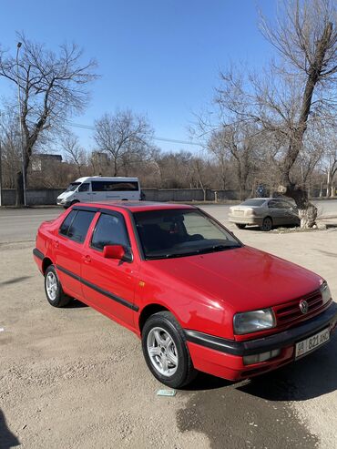 волсваген вора: Volkswagen Vento: 1994 г., 2 л, Механика, Бензин, Седан