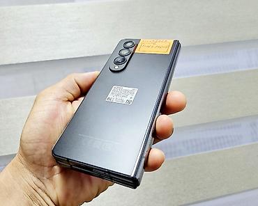 z fold 3: Samsung Galaxy Z Fold 4, Б/у, 256 ГБ, цвет - Черный, 1 SIM, 2 SIM — 4