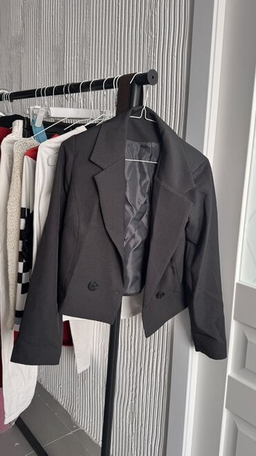 Ботинки и ботильоны: Цена: Коричневая 3имняя обувь (38р) 500 сом Розовые ботинки на — 20